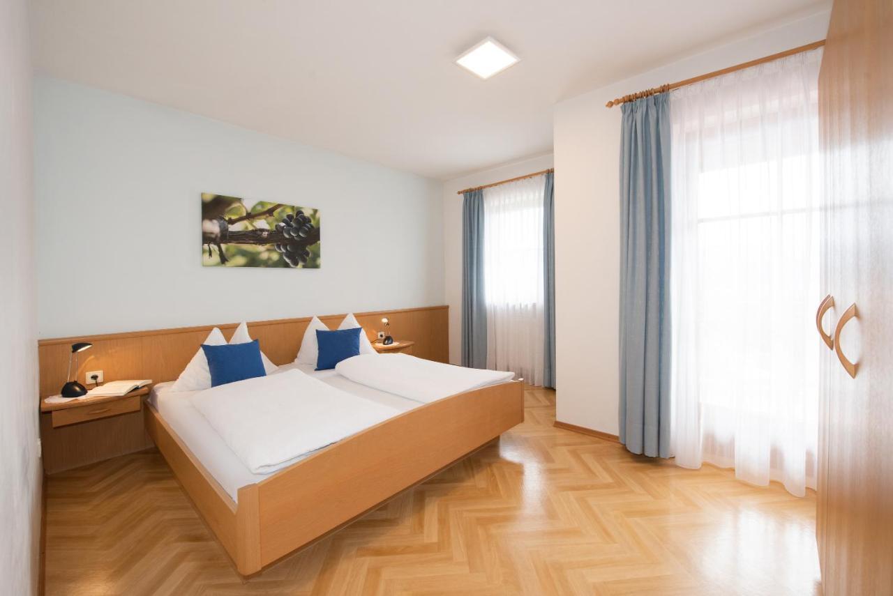 Apartments Herrnhofer Кальдаро Экстерьер фото